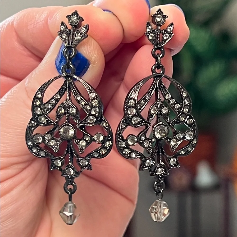 Elegant Ornate Gothic Gunmetal Rhinestone Dangle Earrings